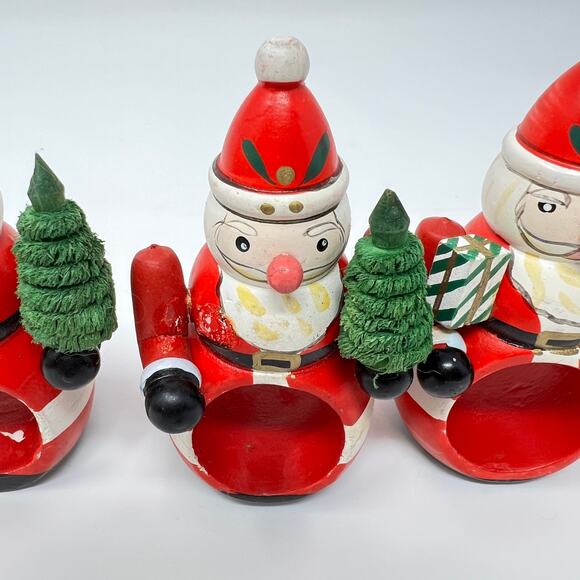 Set of 4 Vintage Handmade Red Wood Santa Claus Napkin Rings Farmhouse Cottage - Picture 6 of 10
